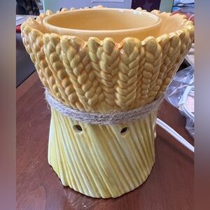 Grateful Harvest Scentsy Warmer